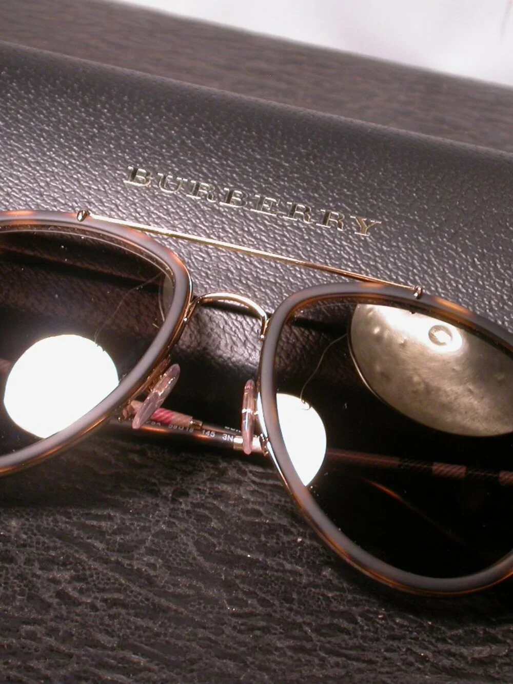Burberry Tortoise Plaid Aviator Shades Sunglasses Made in Italy